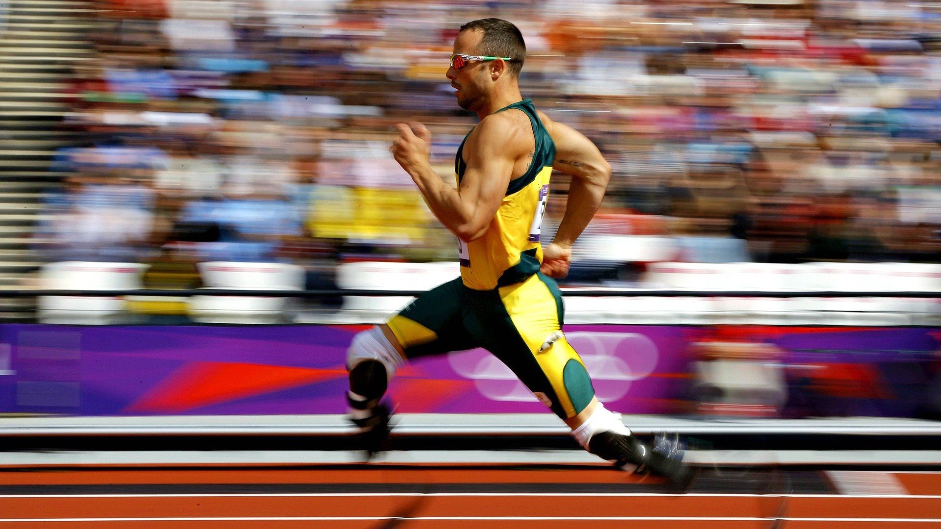 冲浪比赛惊险刺激 海浪中的英雄，冲浪大赛